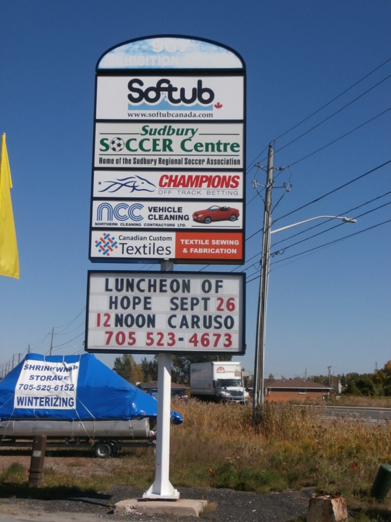 ES-Pylon Signs